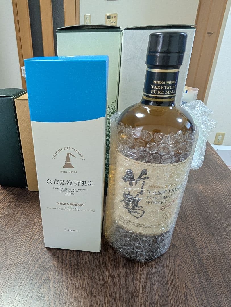 余市蒸溜所限定ブレンデッドウイスキー、竹鶴ピュアモルト