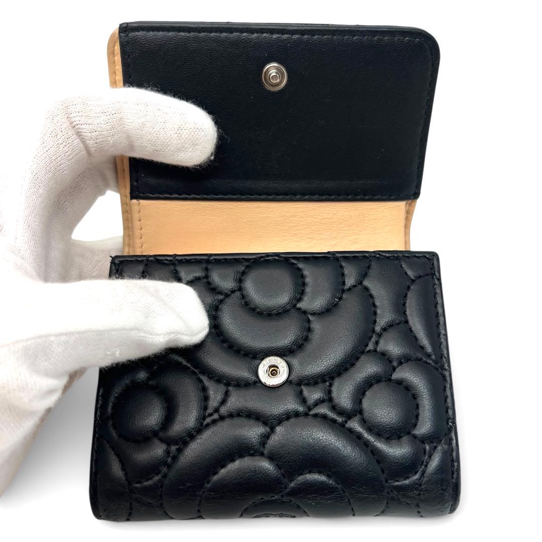 CHANEL シャネル カメリア エンボス 三つ折り財布 コンパクトウォレット