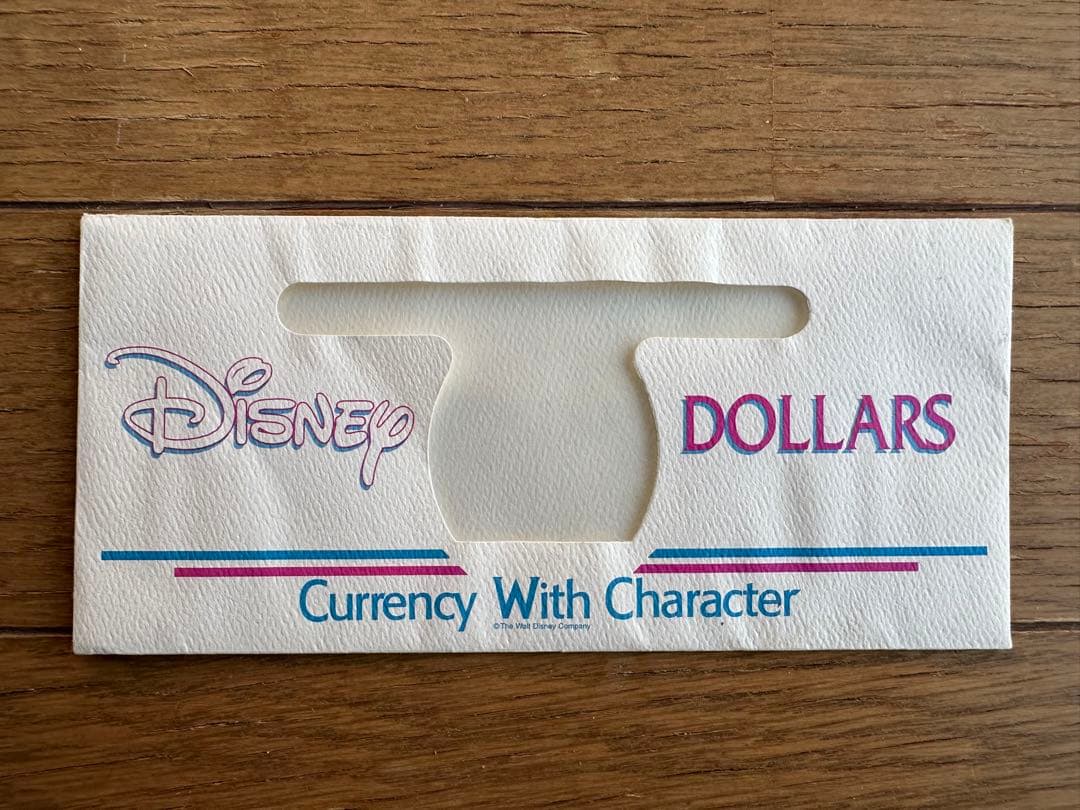 ディズニーダラー　カリフォルニア50周年記念紙幣4枚セット