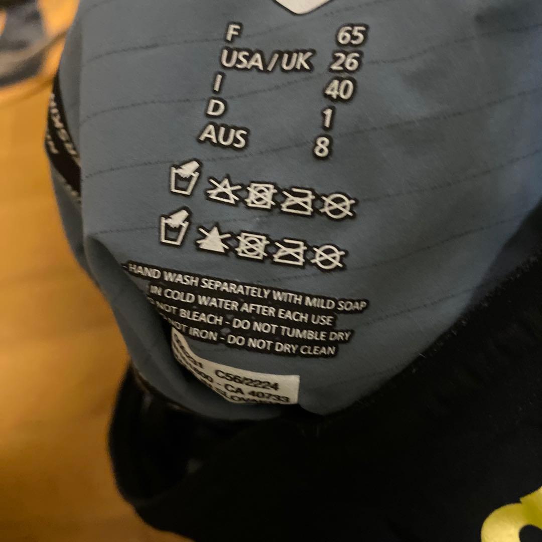 アリーナ　カーボン