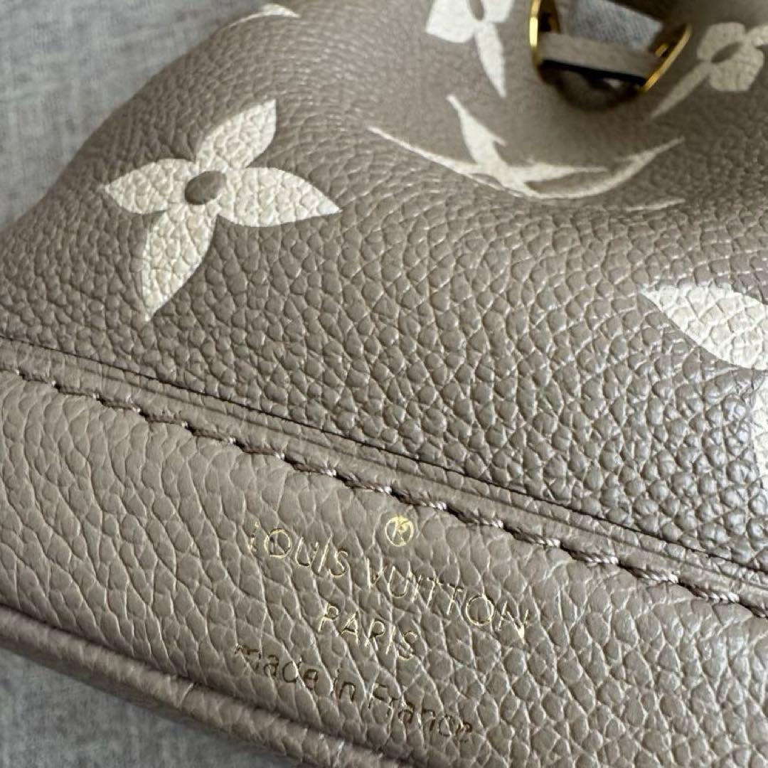 ルイヴィトン　ナノノエ　バイカラー　モノグラム　アンプラント　レザー