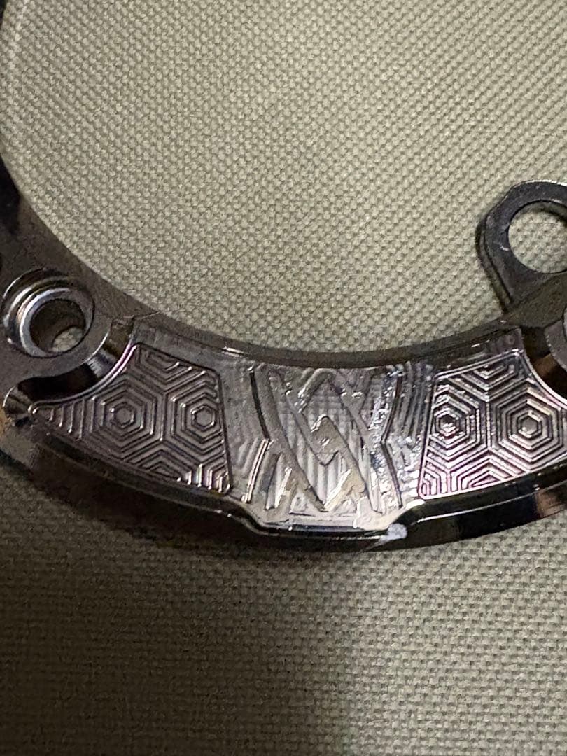 ビレット・ハニカム タンクキャップリング漆黒Edition アーキ　ARCHI