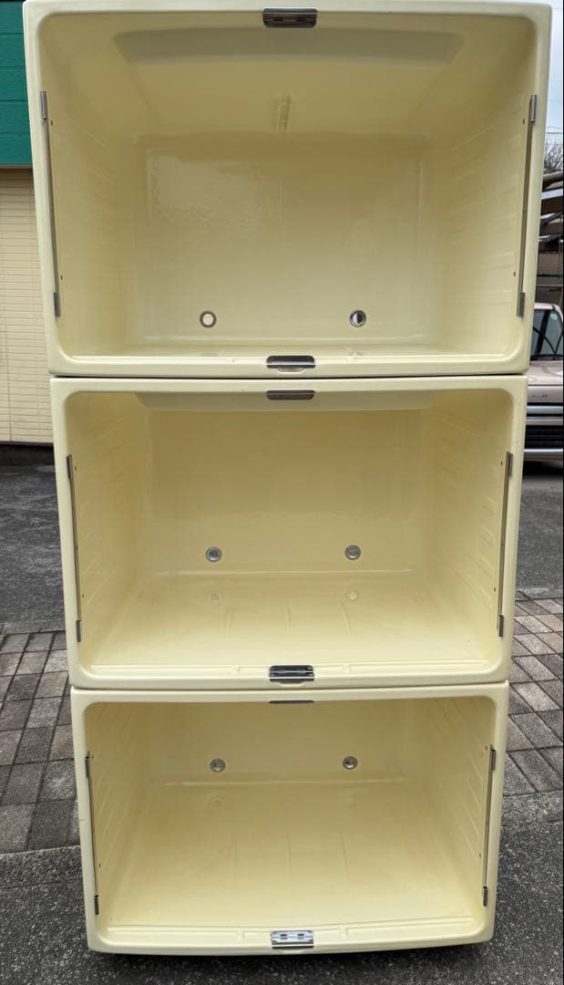 【直接引取り限定・さいたま市】 ボンビ ニューペットマンション 3段 鍵付き