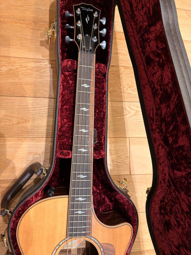 ギター Taylor 812ce DLX V-Class