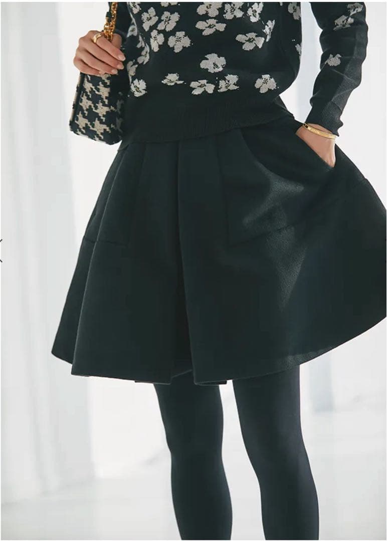 新品未使用タグ付★セブンテン ハイウエストフレアキュロット(ブラック)XS