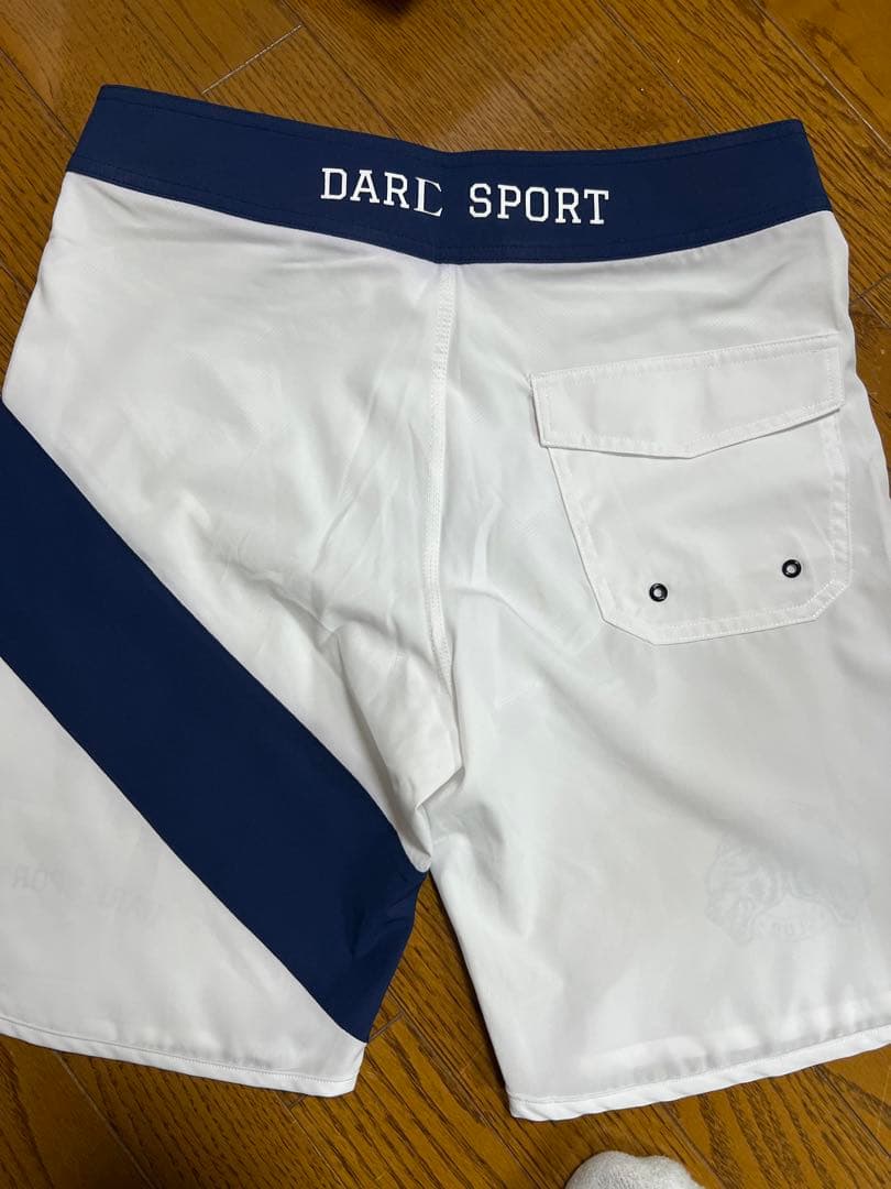 【海外レア商品】DARC SPORT 水着 30サイズ