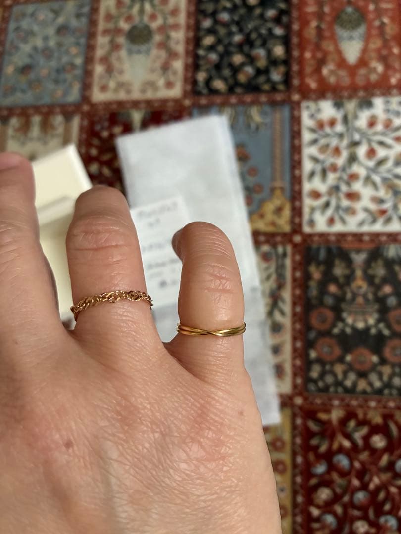 美品　SHIHARA ダブルリング 0.9 K18イエローゴールド