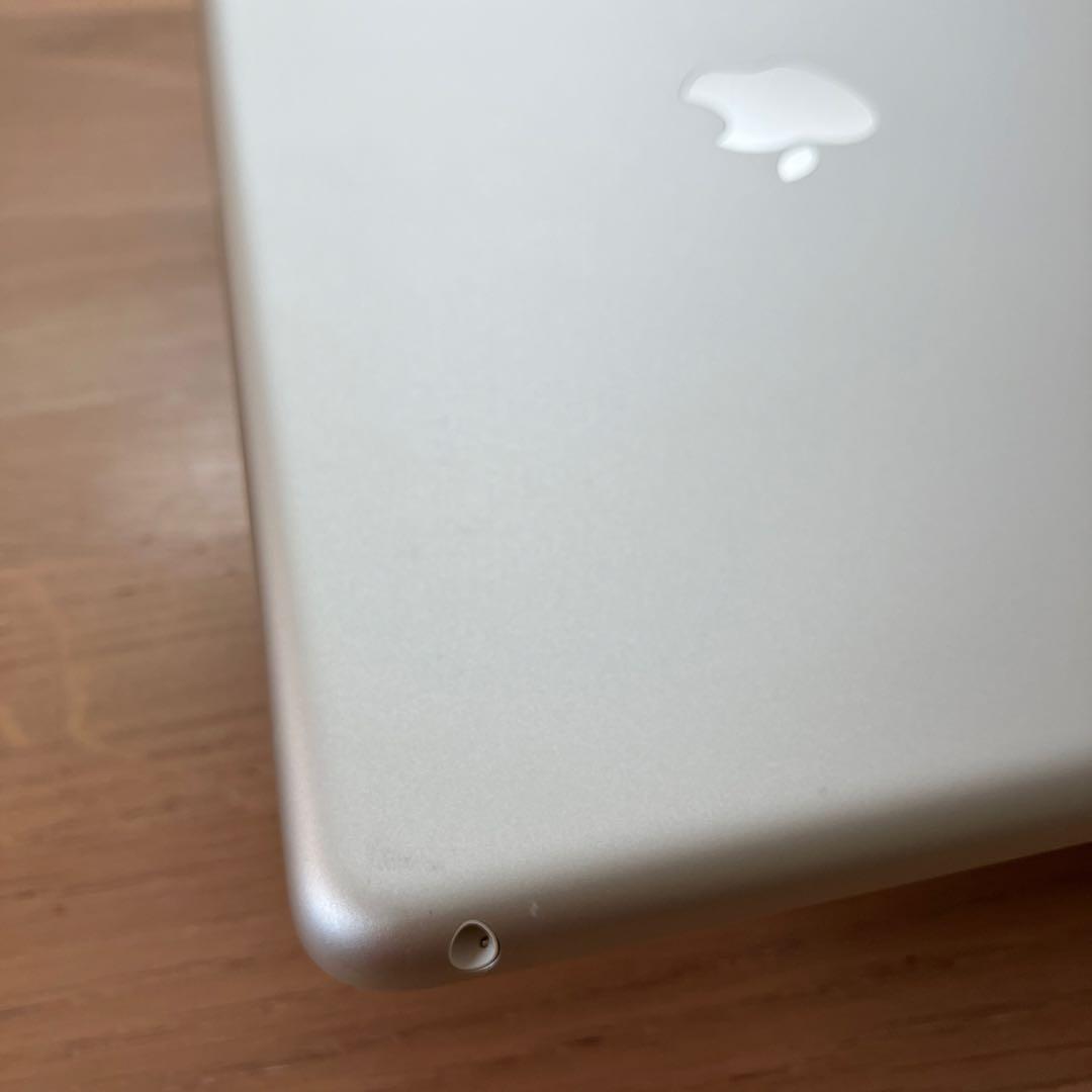 Apple iPad (第8世代) 32GB シルバー A2270