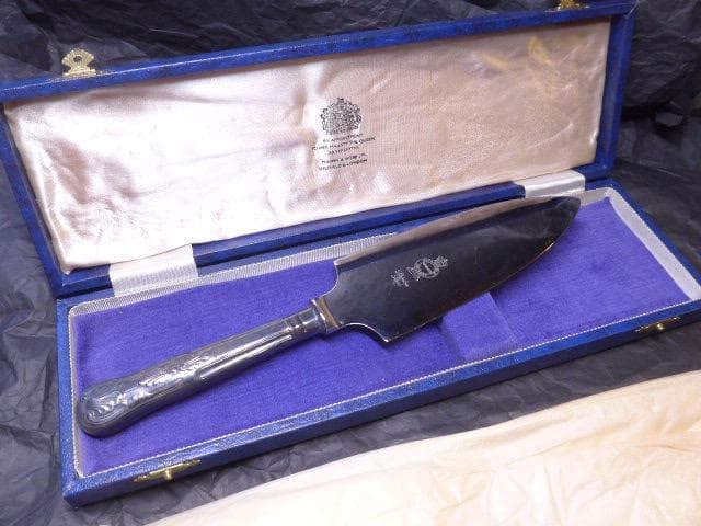 英国、銀製品の御用達メーカー、シルバースミス、マッピン　& ウェッブ