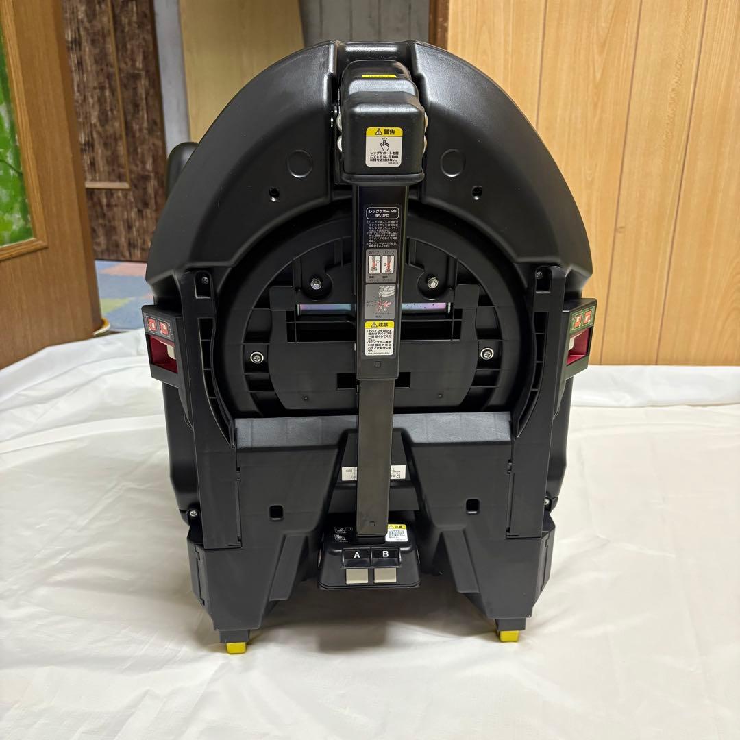 【超美品】アップリカ チャイルドシート ディアターン プラス ISOFIX AB