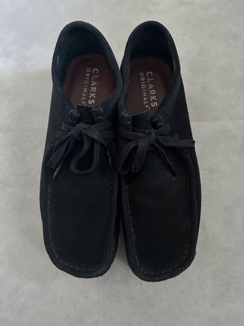 CLARKS ブラック モカシン スエード