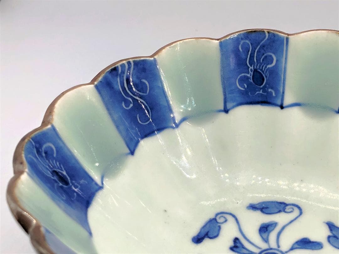 【 蕨手文豆彩高台鉢 】 仮託銘：成化年製 明朝末～清朝初期 中国古玩