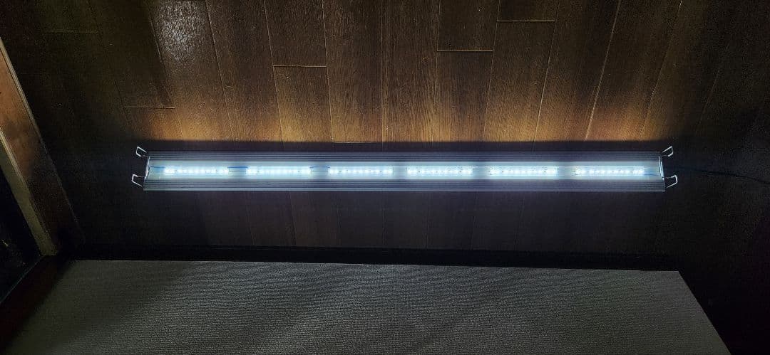 【yamachan】アクロ TRIANGLE LED 1200