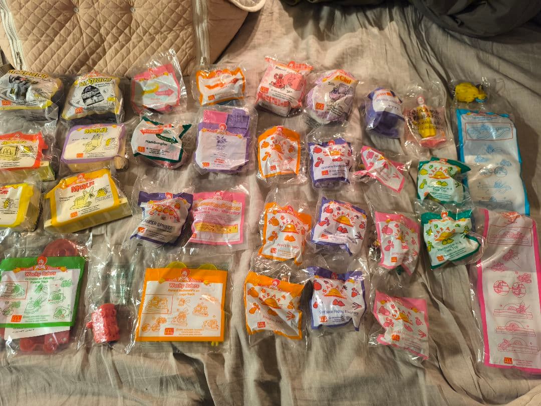 31点　マクドナルド ハッピーセット McDonald