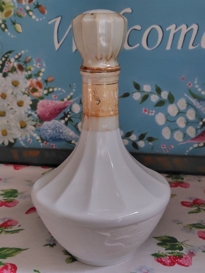 ニッカウヰスキー　特級　鶴　メダルなし　1201g 　古酒　未開栓　760ml