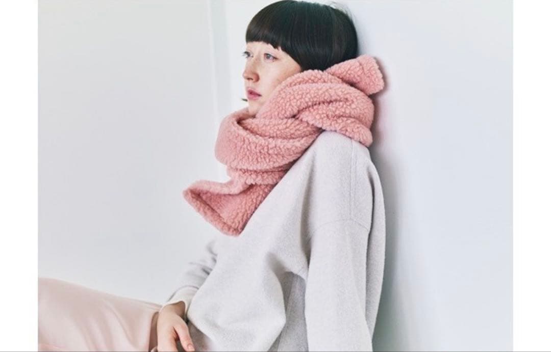 ★新品未使用★ M ミディアム　マフラー