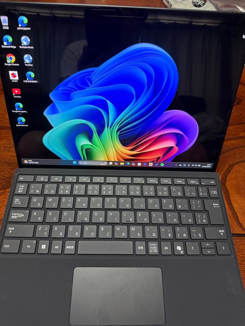 美品 Surface Pro(第11世代)／メモリ16／SSD512 Elite