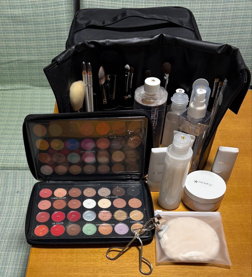 HENRIV アリミノ　化粧ポーチ　メイク道具