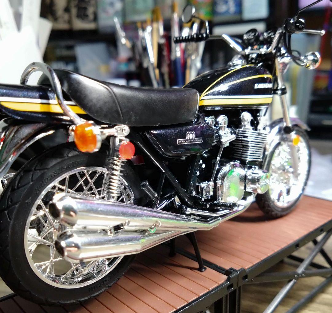 アオシマ 1／12 バイク　Z1 カワサキ（Kawasaki）900 完成品