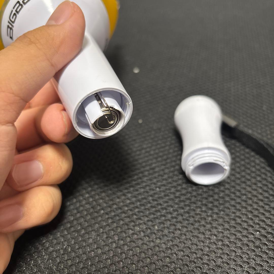 BIGBANG イエロー 王冠型 ペンライトver3 韓国版