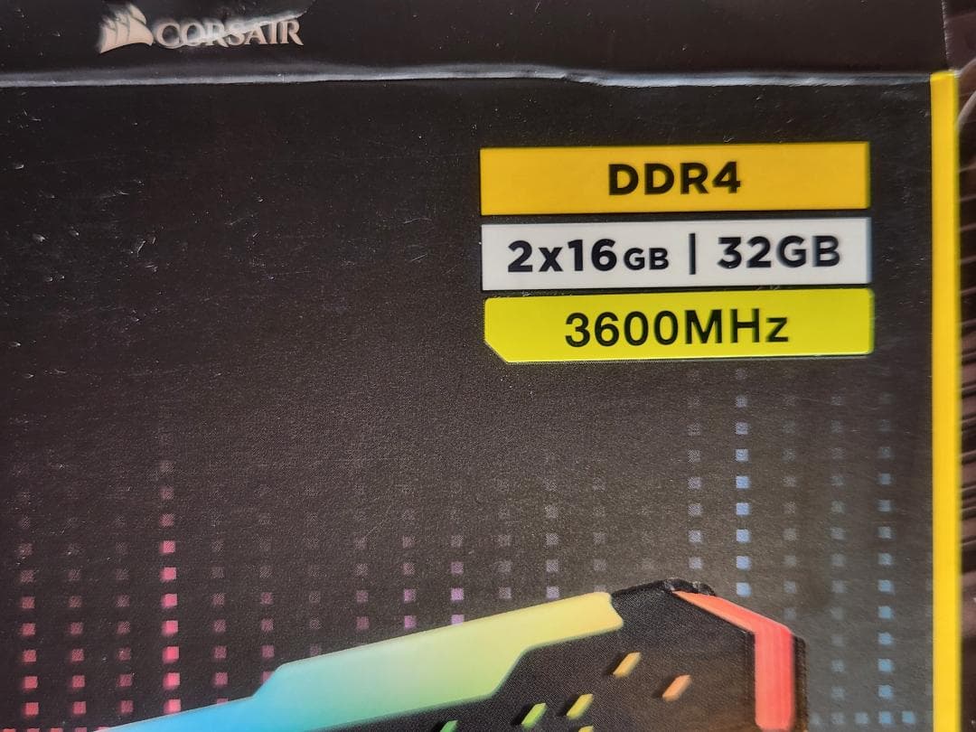 メモリー CORSAIR VENGEANCE RGB PRO 32GB DDR4 3600