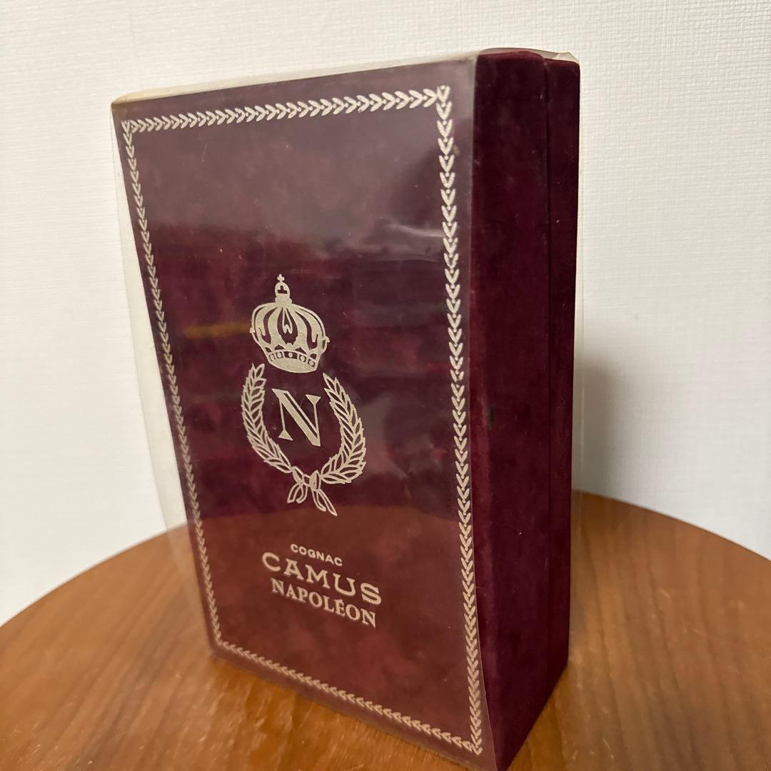 【未開栓・箱付】カミュ ナポレオン ブック ゴールド コニャック 替え栓付 古酒