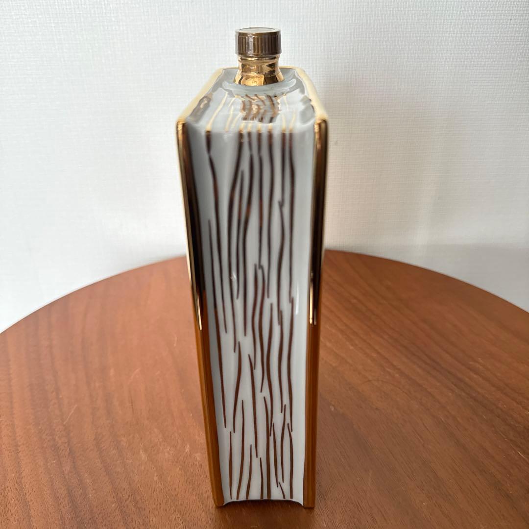 【未開栓・箱付】カミュ ナポレオン ブック ゴールド コニャック 替え栓付 古酒