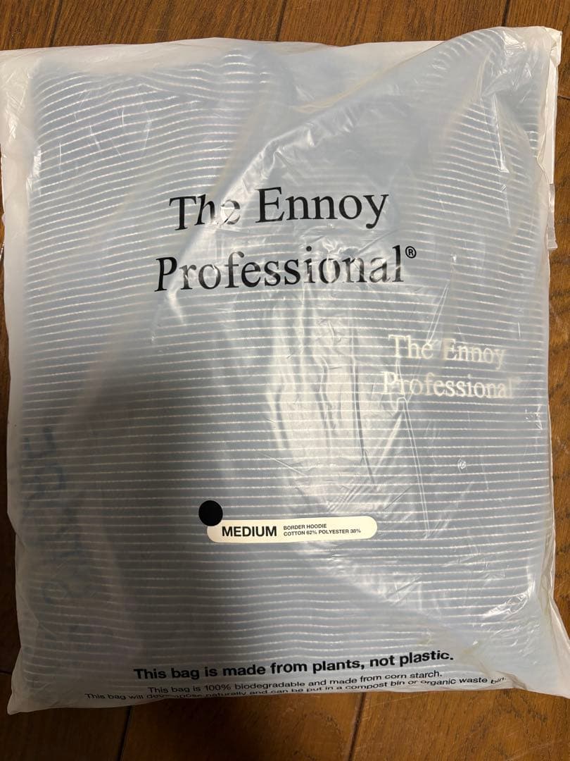 i*n様 新品未使用　ennoy ボーダーパーカー　M