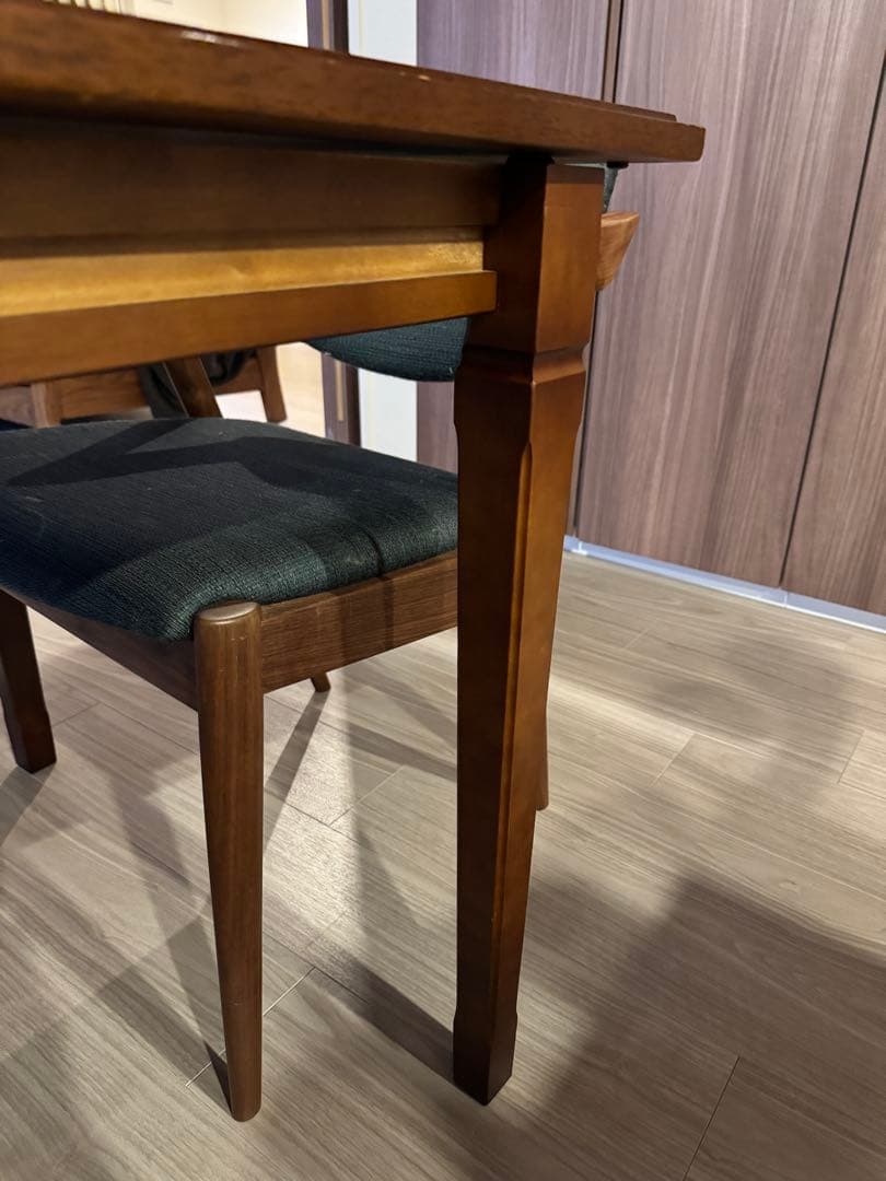 【マルニ木工】ダイニングテーブル(伸縮可)