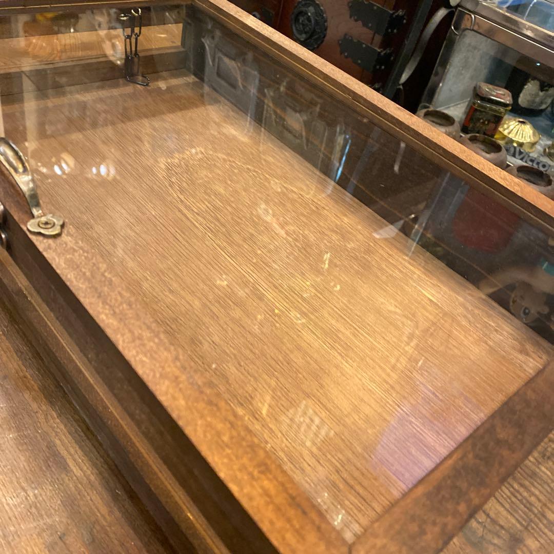 4面木製ガラスケース