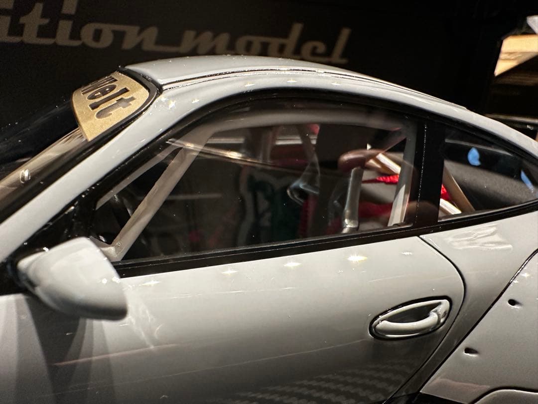 RWB997 イグニション1/18 シルバー