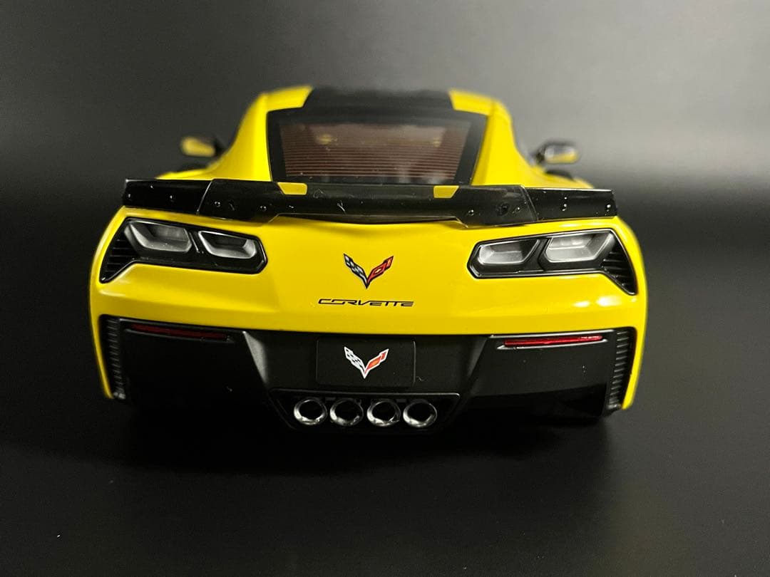 オートアート 1/18 シボレーコルベット C7 Z06