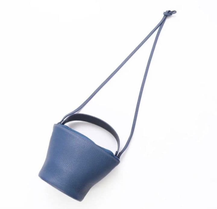 [美品] 限定Ayakoバック　Pottery Bag BLUEBELL