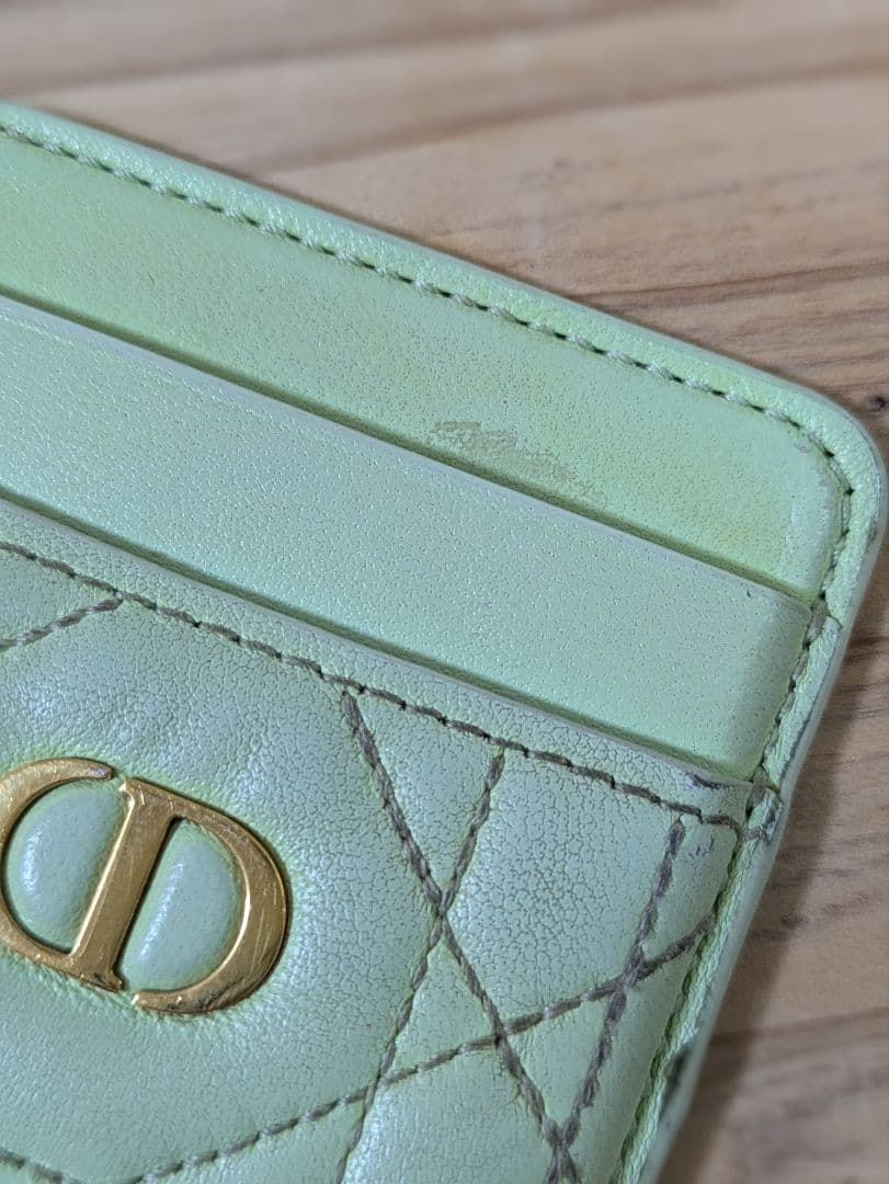 Christian Dior マグネット カードホルダー パステルミント