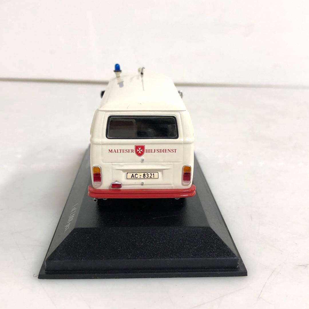 MINICHAMPS フォルクスワーゲン　T2 Krankenwagen