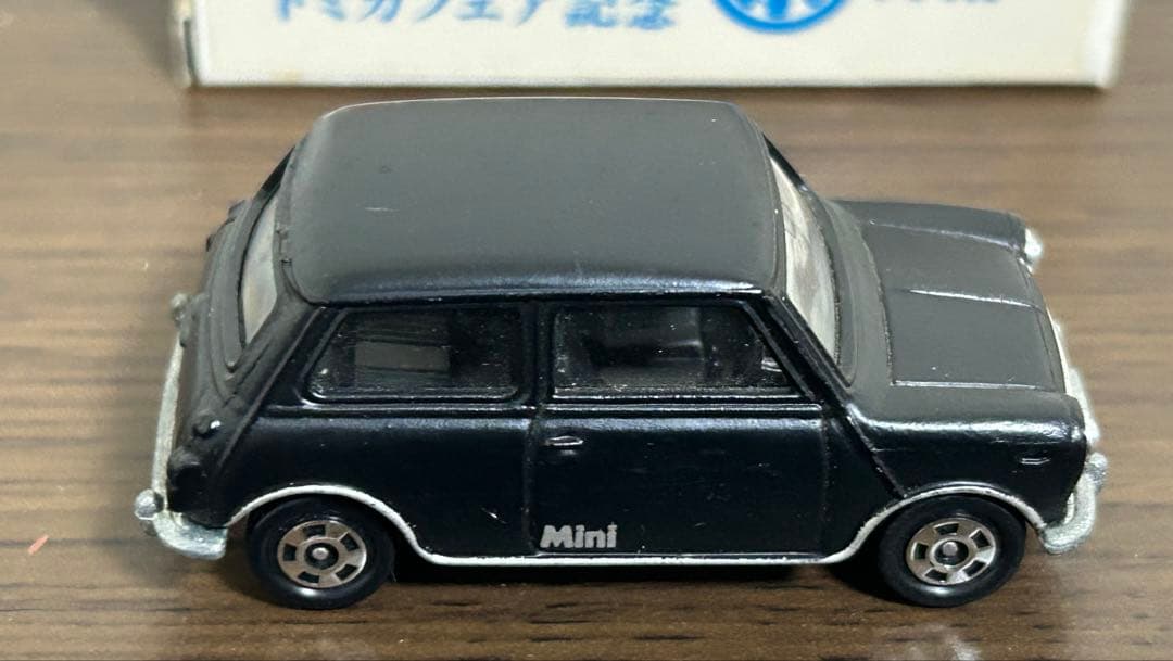 トミカ ミニクーパー 丸栄百貨店 艶消黒