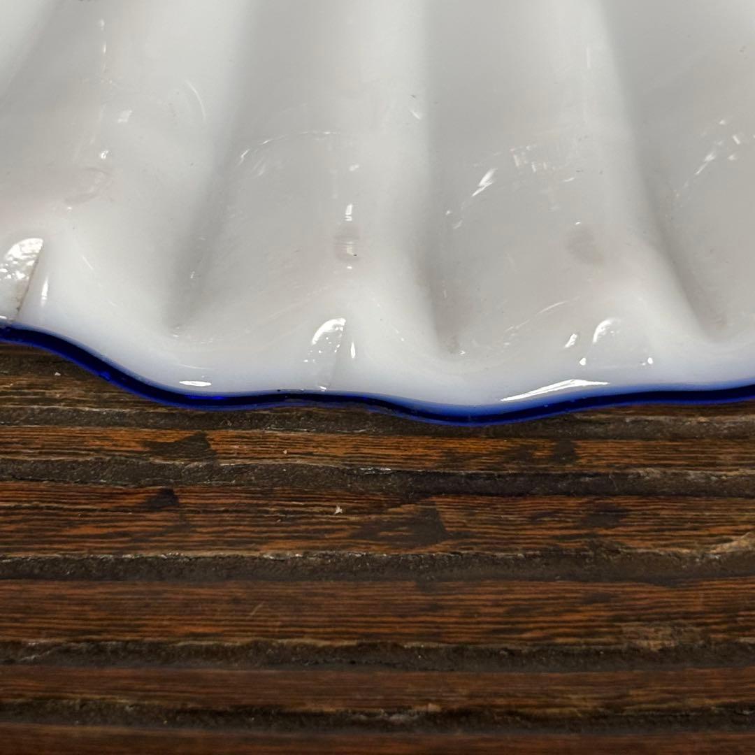 アンティーク電笠　乳白色　緑