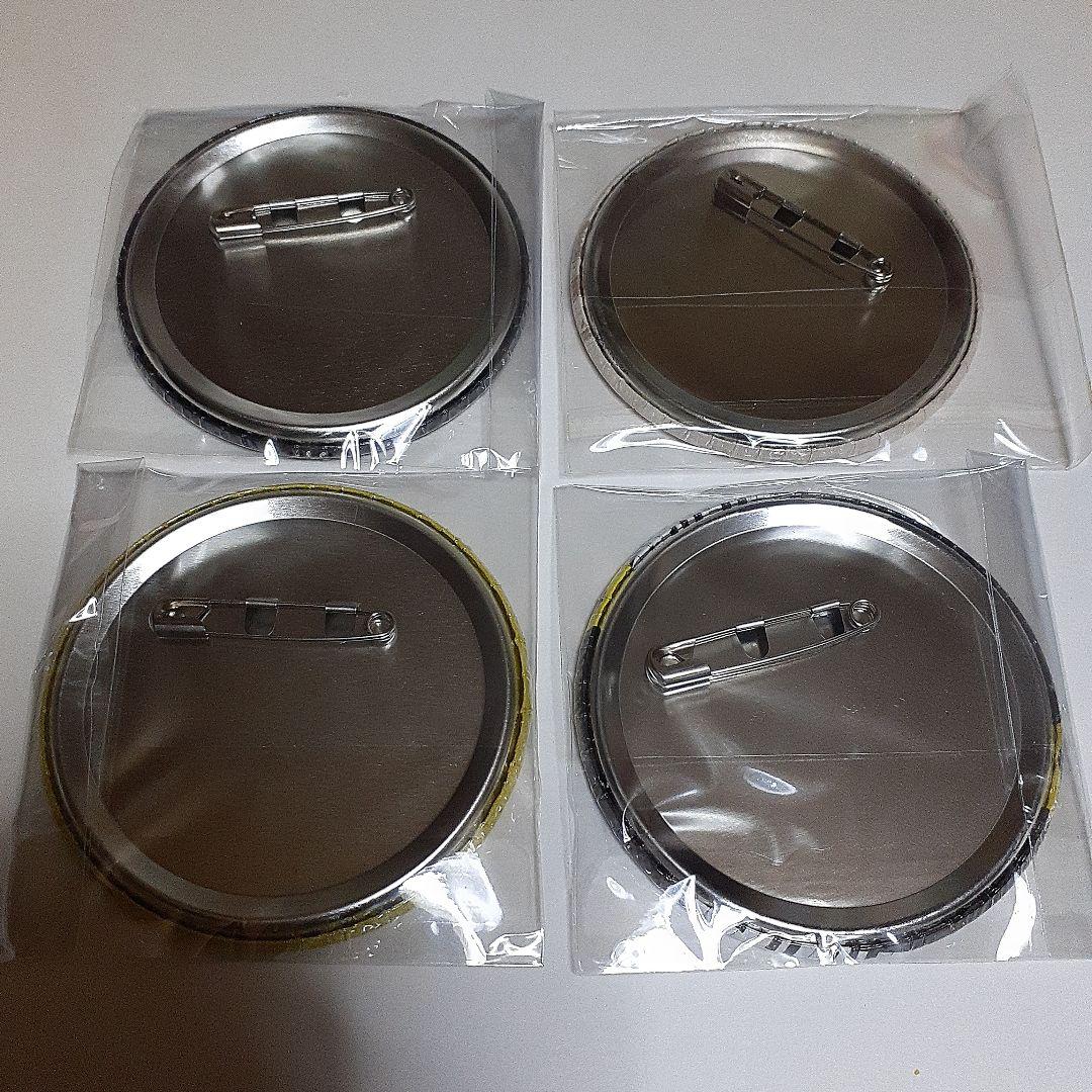 ワンピース　麦わらストア　輩　缶バッジ　YELLOW　24種　※シャンクス傷有り