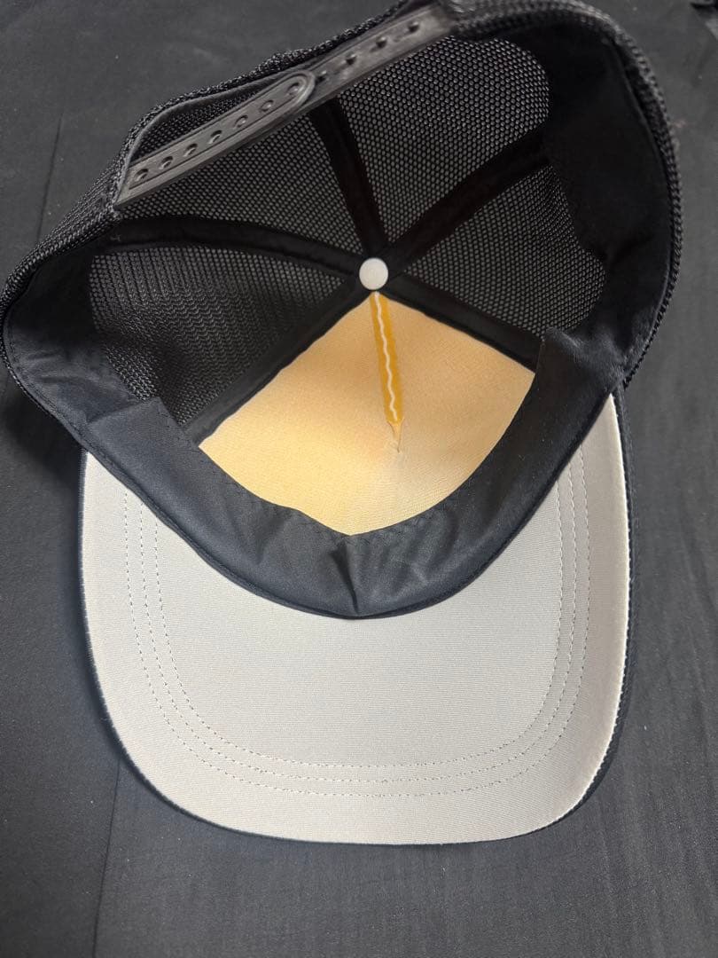 【期間限定】【入手困難】DESPERADO キャップ 3色ステッチ