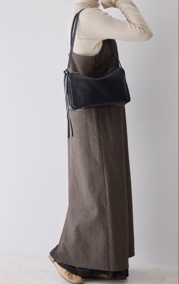 美品gemeilダブルハンドルスクエアショルダーバッグ