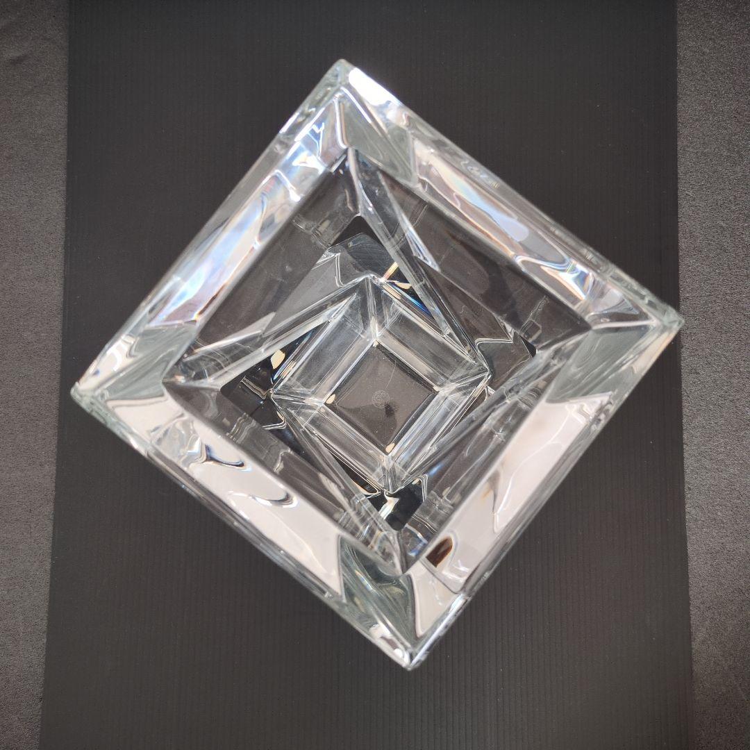 Baccarat　バカラ　　フラワーベース　　アーキテクチャ