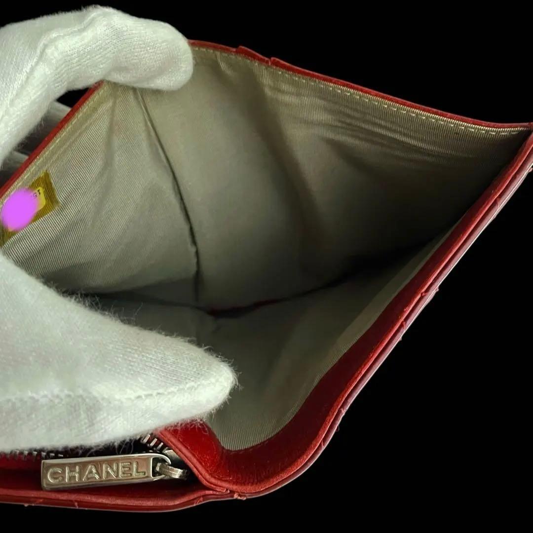 良品✨CHANELシャネル 財布 ダイヤ ココマーク マトラッセ エナメル　赤