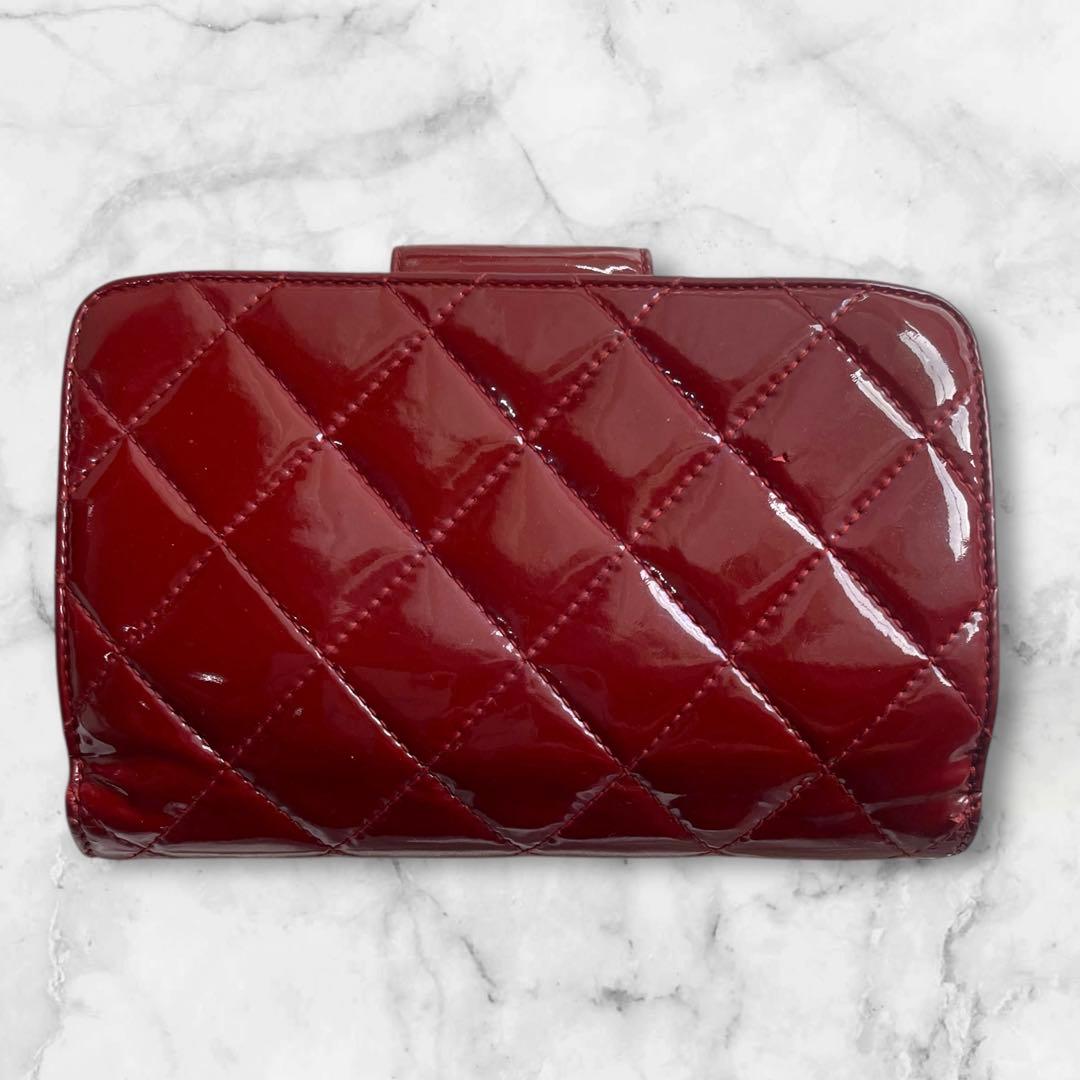良品✨CHANELシャネル 財布 ダイヤ ココマーク マトラッセ エナメル　赤