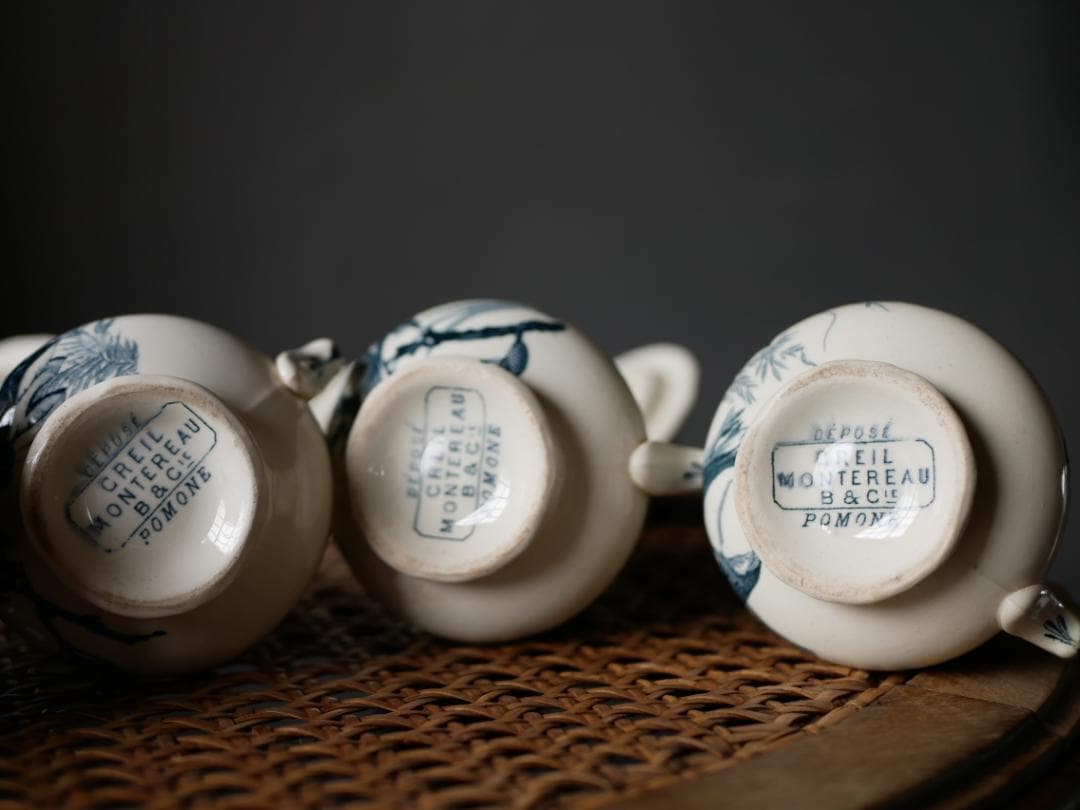 クレイユモントロー　クリームポット6個＋専用皿のフルセット　フランスアンティーク