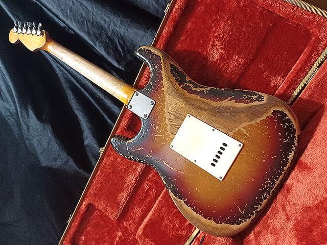 ★Custom HardRelic Sunburst StratocasterⅡ