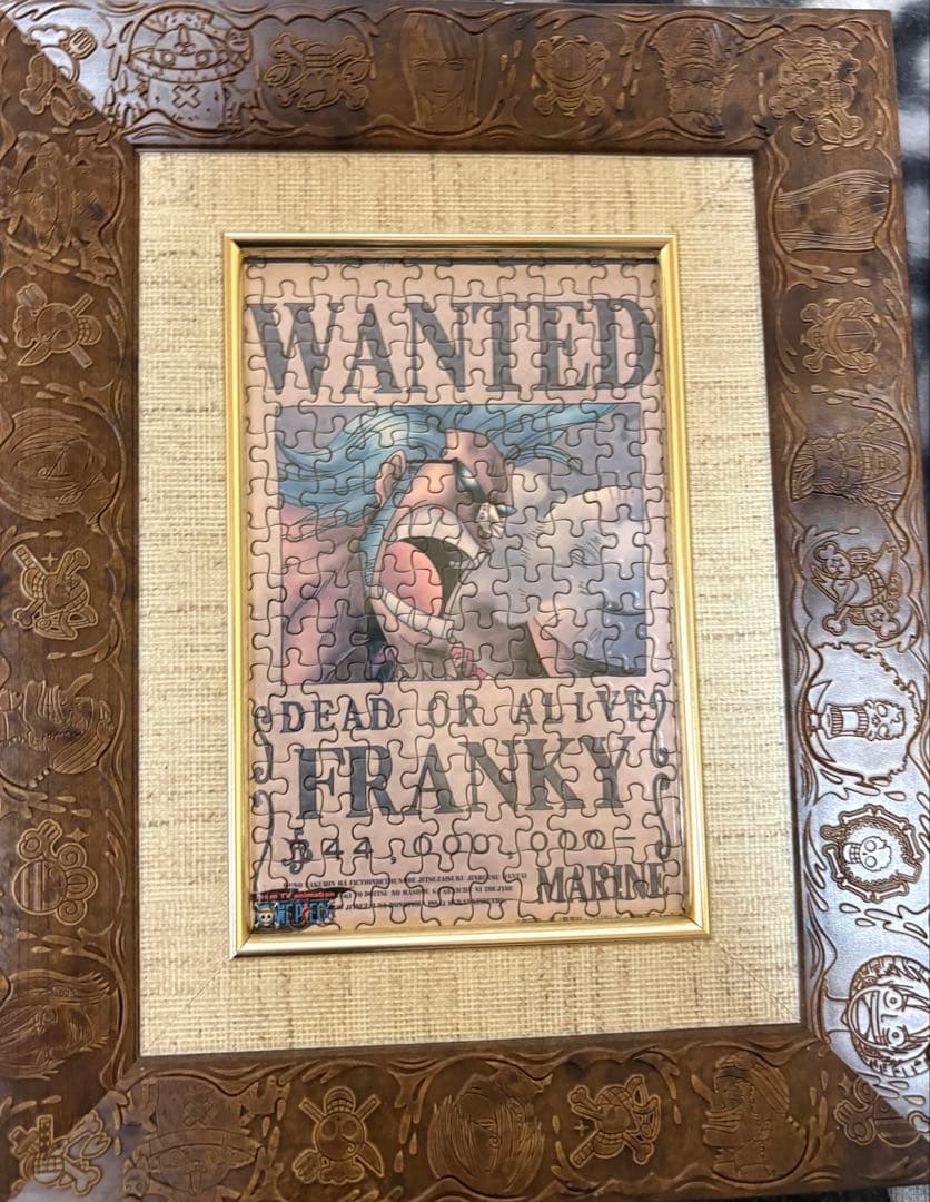 【値下げ可】手配書　パズル　15個　ワンピース　専用フレーム付