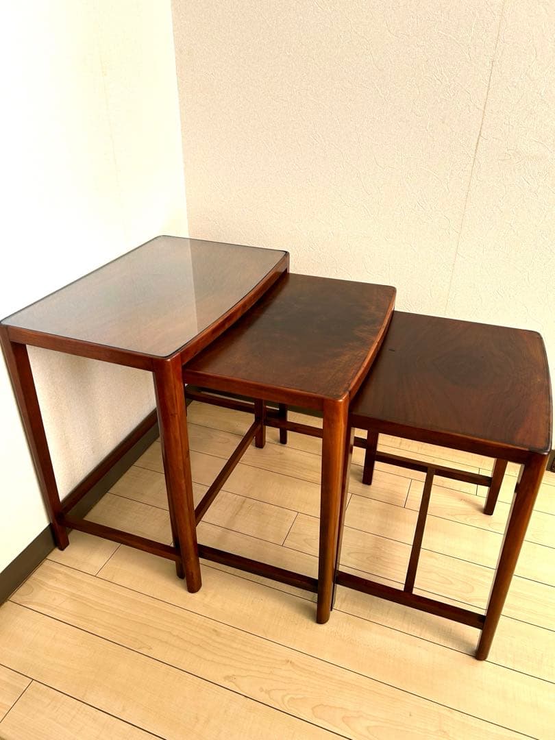 ネストテーブル　ヴィンテージ　マホガニー　北欧　家具　ヨーロッパ