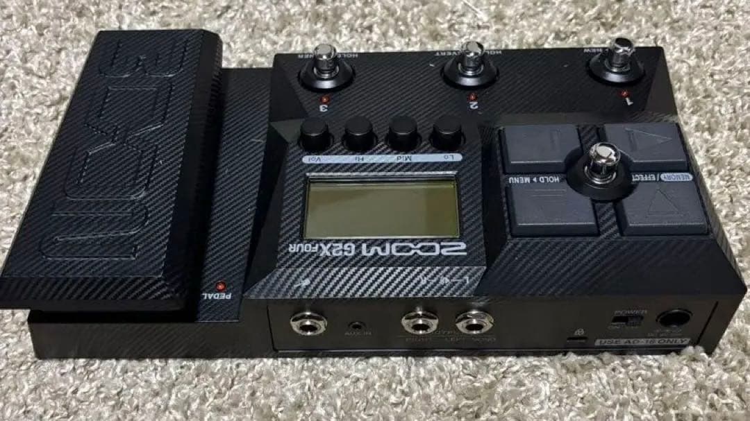 ZOOM G2X four　ギター用マルチエフェクター