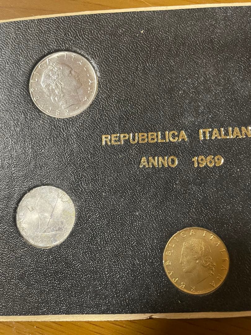 1969年/イタリア共和国5枚セット/未流通非常に希少/フォルダー入り