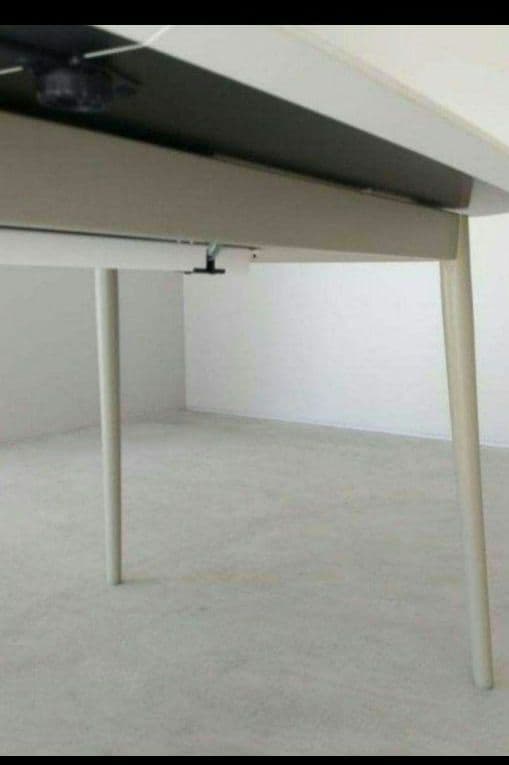 YKK様　送料込【美品】BoConcept　KingStonダイニングテーブル